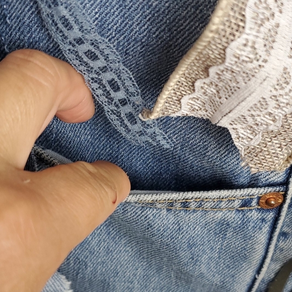 Adorable Welcome denim wreath - Picture 7 of 8